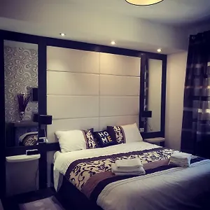 Voyage Prive Deluxe Bed & Breakfast La Spezia